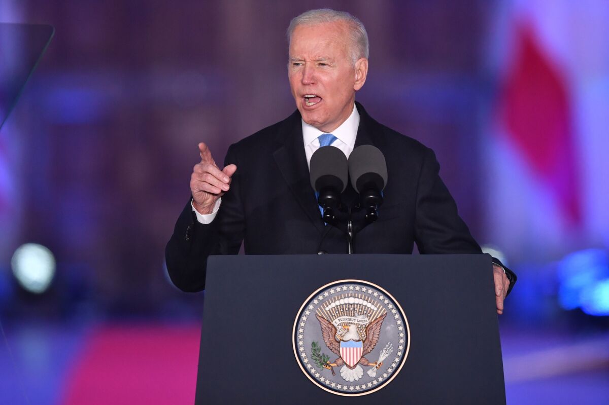 Biden avisa a Putin: 'Ni piense en moverse un centímetro dentro de la OTAN'  - San Diego Union-Tribune en Español