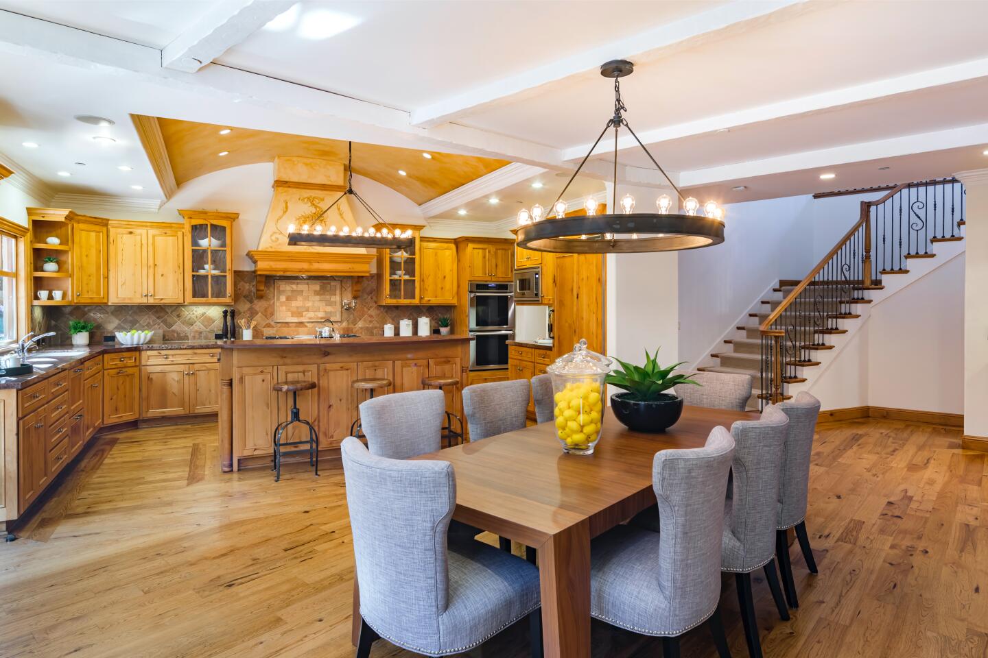 The dining area.