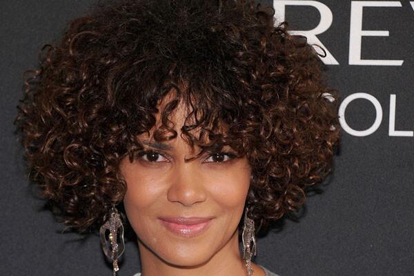 Halle Berry suffers head injury on set of 'Hive'