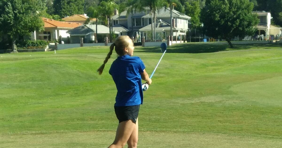 Bulldogs' girls golf team has a new coach and improving scores - The San Diego Union-Tribune