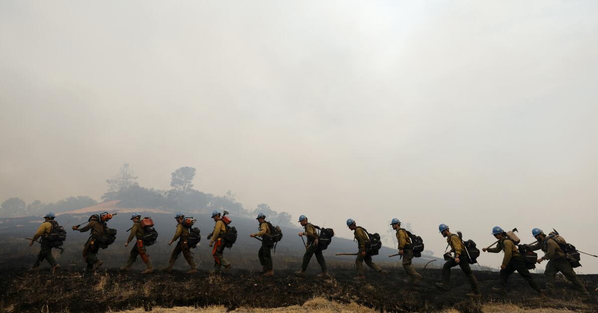 California wildfire prompts evacuations close to wineries, Neverland Ranch