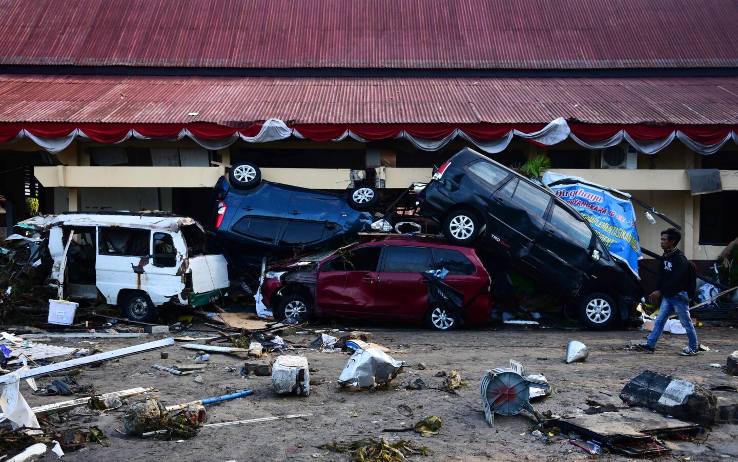 Earthquake and tsunami in Sulawesi