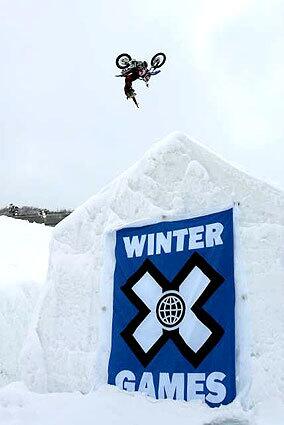 LOOK MA: Jeremy Stenberg of Winchester, Calif., won the moto X best trick competition Sunday at the Winter X Games in Aspen, Colo., with a no-handed backflip.