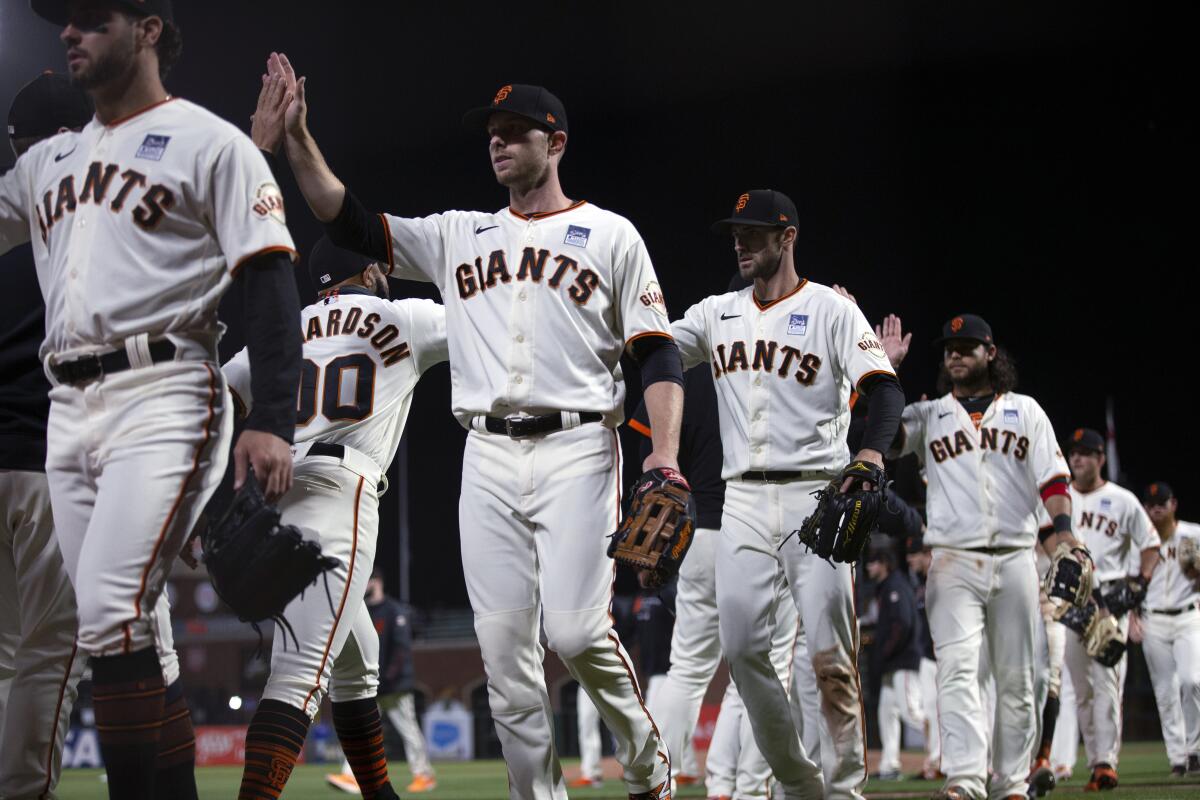 Crawford homers as Giants beat Cubs 7-2 - The San Diego Union-Tribune