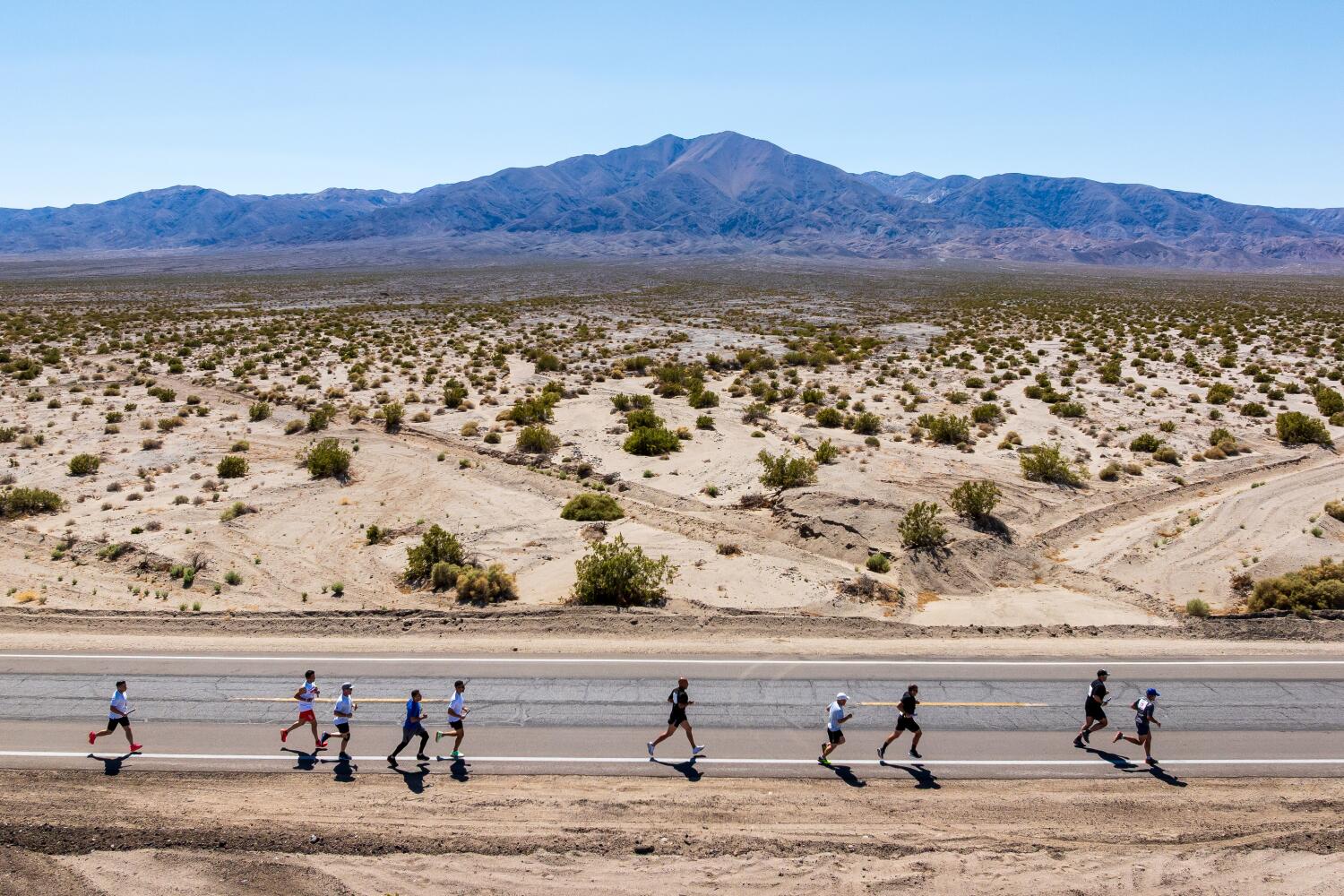 BAKER, CALIFORNIA - APRIL 5, 2025: during the annual Baker to Vegas law enforcement relay on Saturday, April 5, 2025, in Baker, Calif. (William Liang / For the Times)