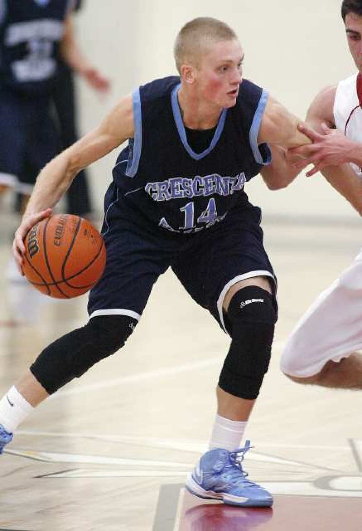As the Falcons only returning starter, Cole Currie is looking to lead the Crescenta Valley boys' basketball team to another impressive campaign in 2013.