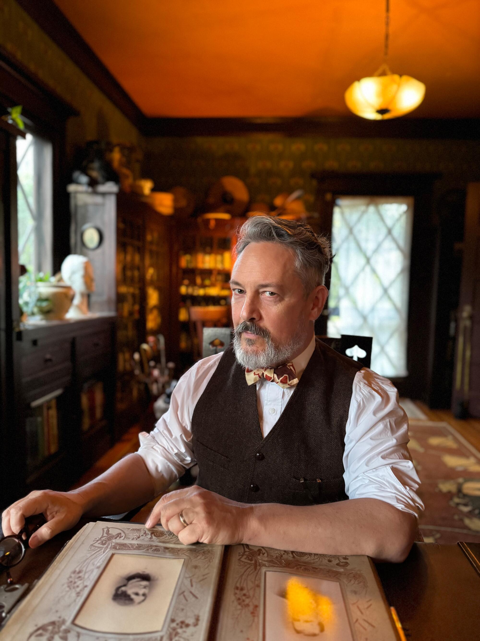 Nathan Marsak sold his vintage Packard to assistance concern the reissue of "Los Angeles Before the Freeways."