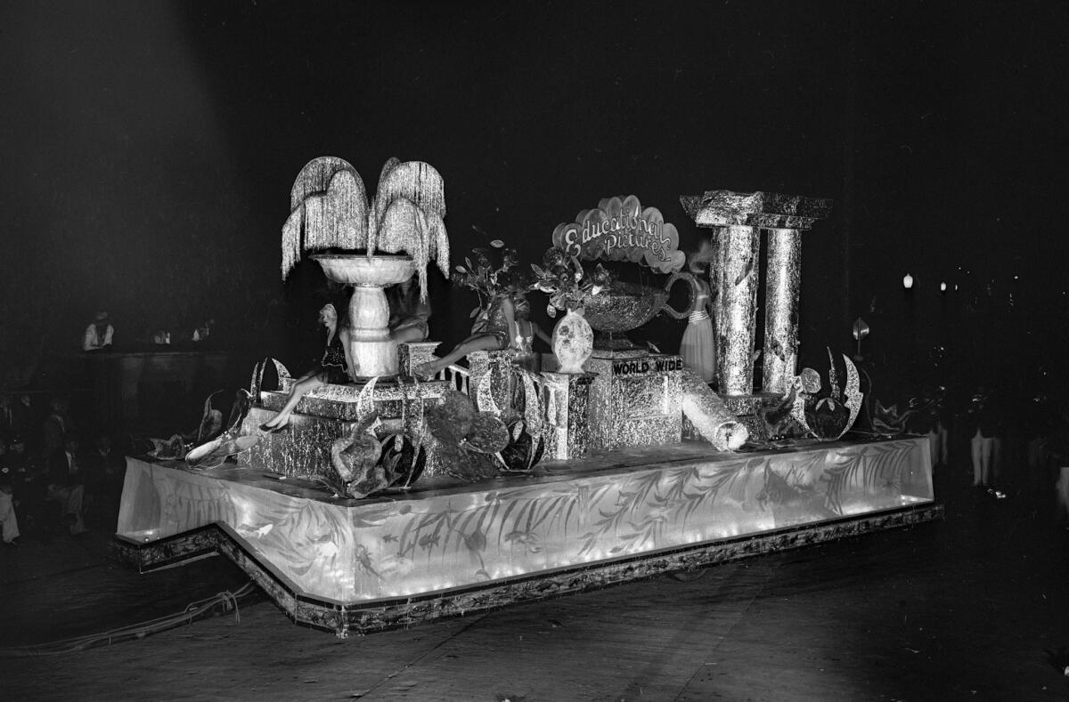 Sept. 24, 1932: "Submarine Garden" float from Educational Pictures duringt the Electrical Parade.
