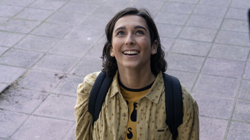Lola Rodríguez as Valeria Vegas in the moment she decides to transition.