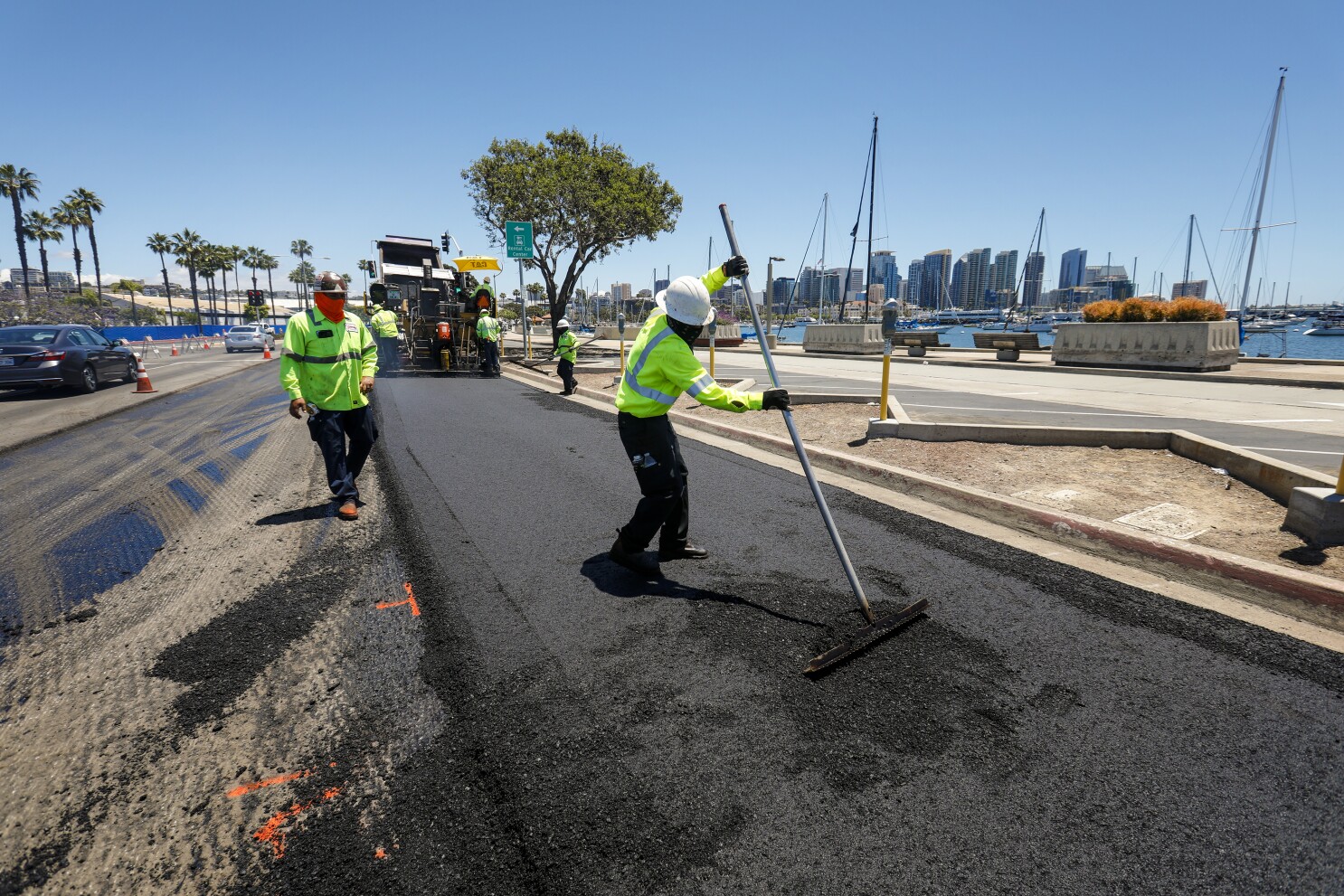 San Diego Repaving Busy Airport Artery Of North Harbor Drive The San Diego Union Tribune