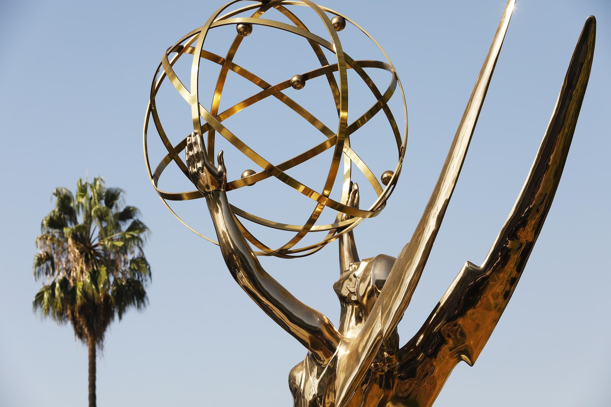 emmy award statue