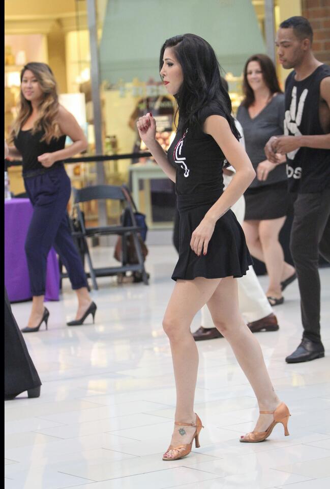 Photo Gallery: Latin dance class at the Galleria