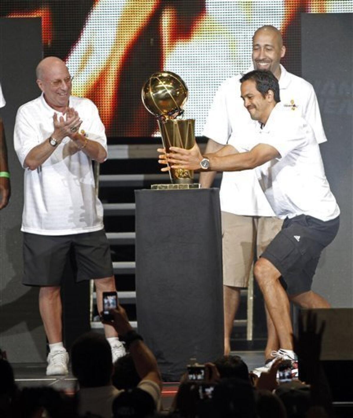 As promised, Coach `Spo' to bring along NBA trophy in visit