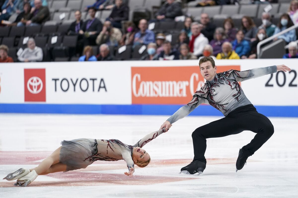 Alexa Knierim and Brandon Frazier compete in the pairs short program at the U.S. figure skating championships in San Jose, Calif., Thursday, Jan. 26, 2023. (AP Photo/Godofredo A. Vásquez)