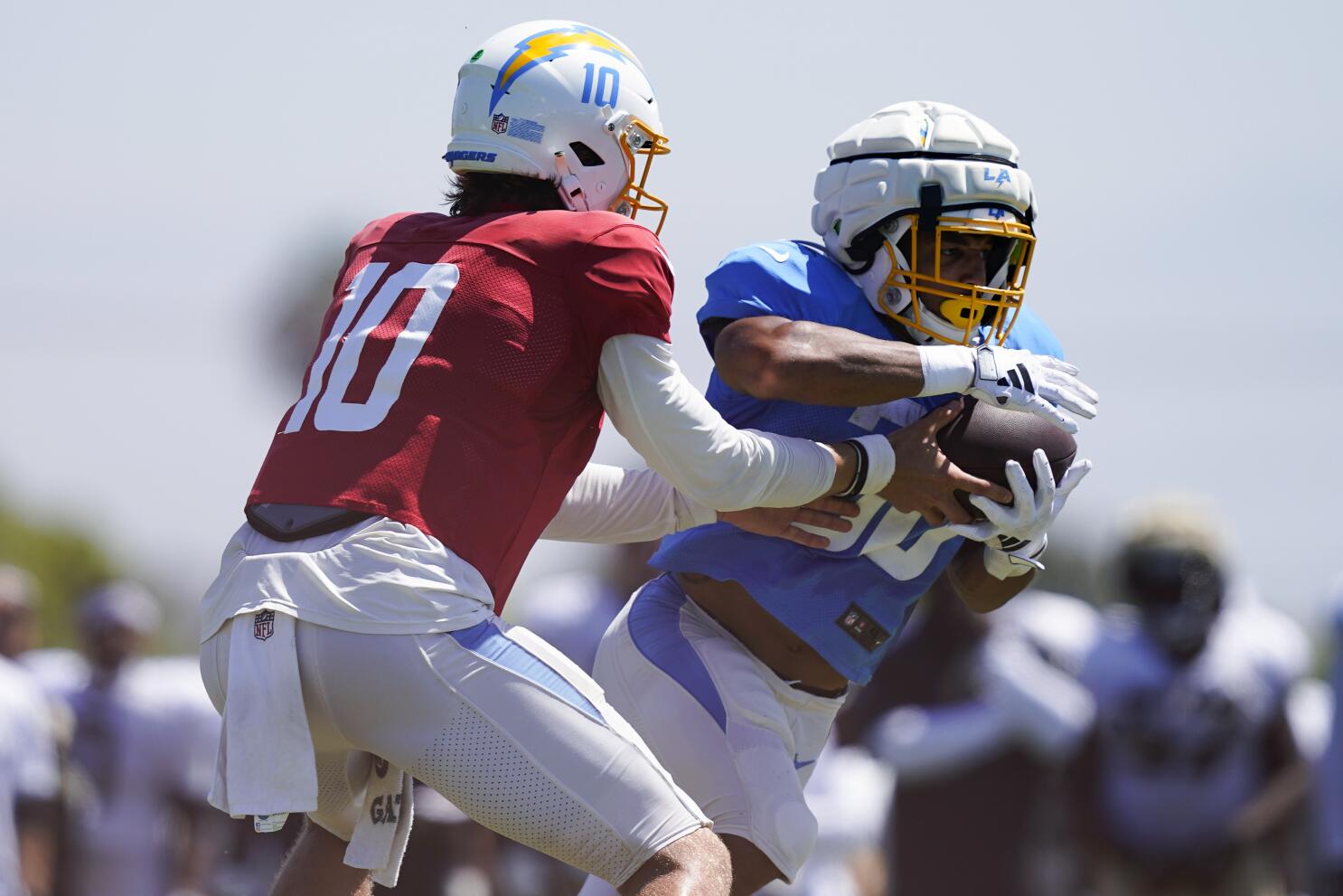 what time do the los angeles chargers play tomorrow