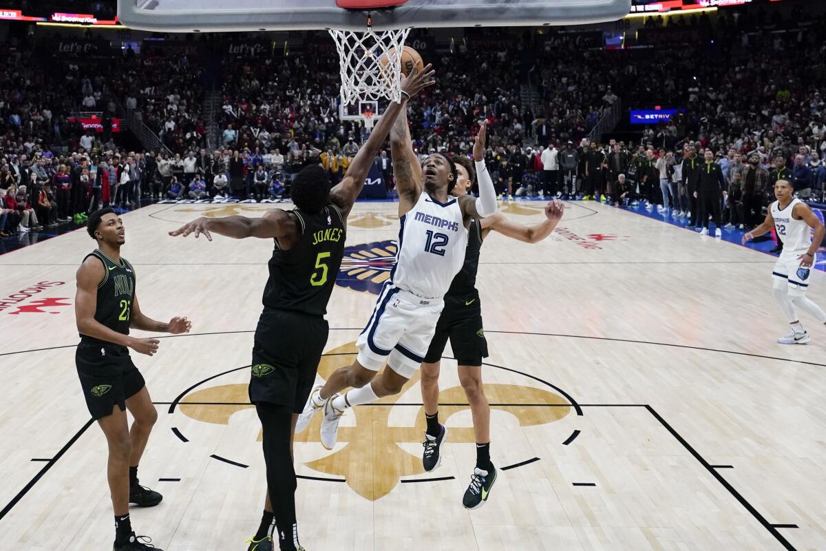 Ja Morant scores 34 in return from ban, hits game-winner at horn to lift  Grizzlies over Pelicans - The San Diego Union-Tribune