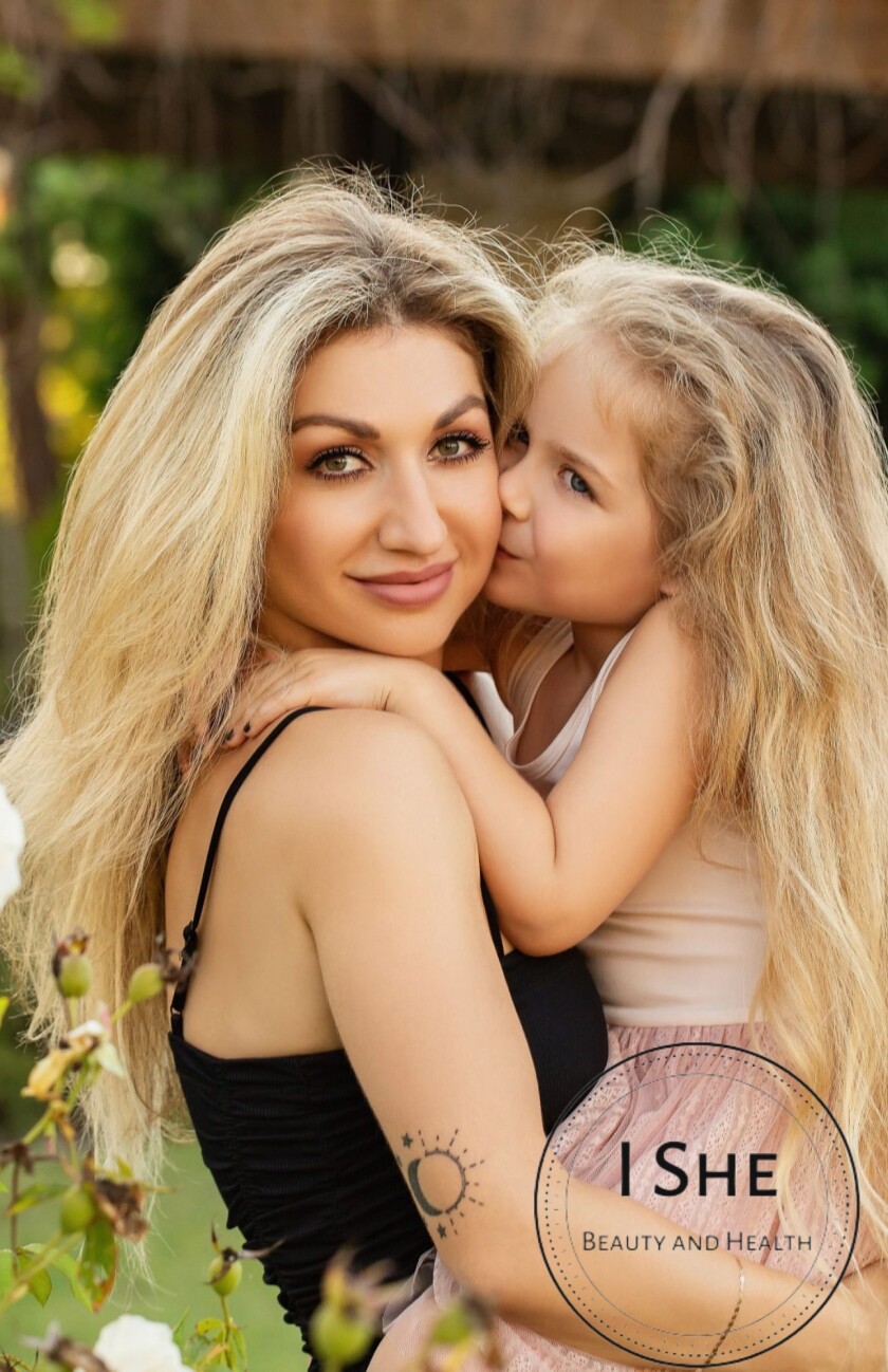 I She Beauty owner Irina Shekhtman and daughter Alexandra Aspen.