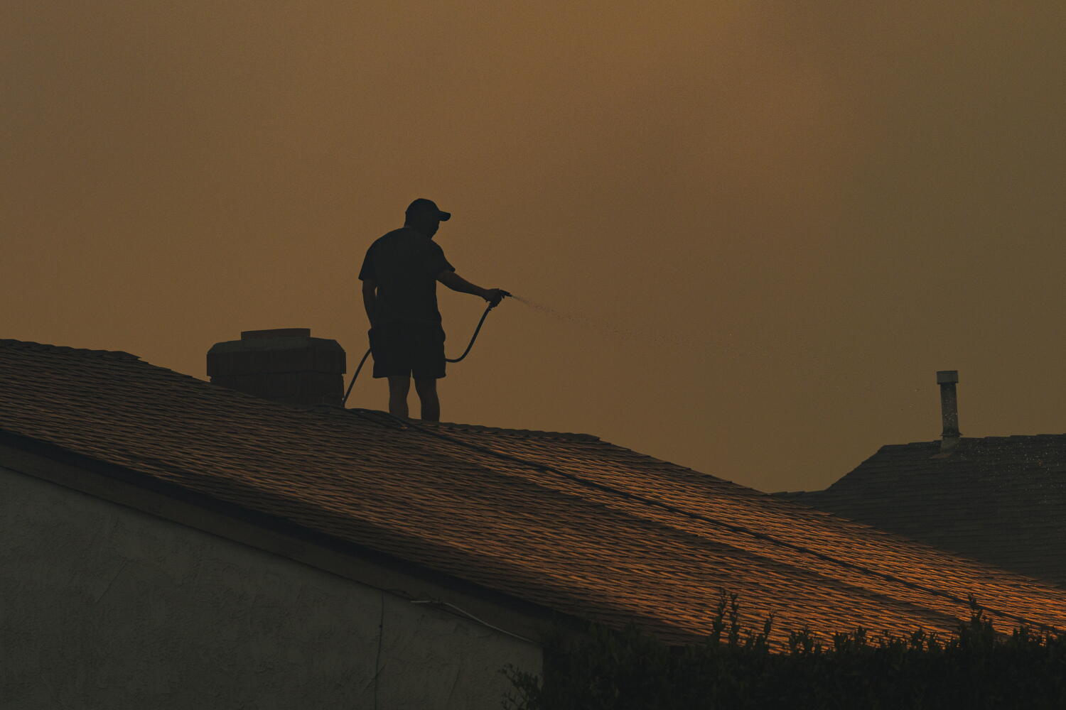 Newsom signs mortgage relief bills for L.A. County and California wildfire victims