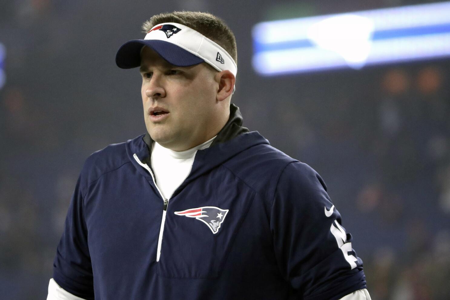 Browns, Pats' McDaniels meet for 7 hours about coaching job - The San Diego  Union-Tribune