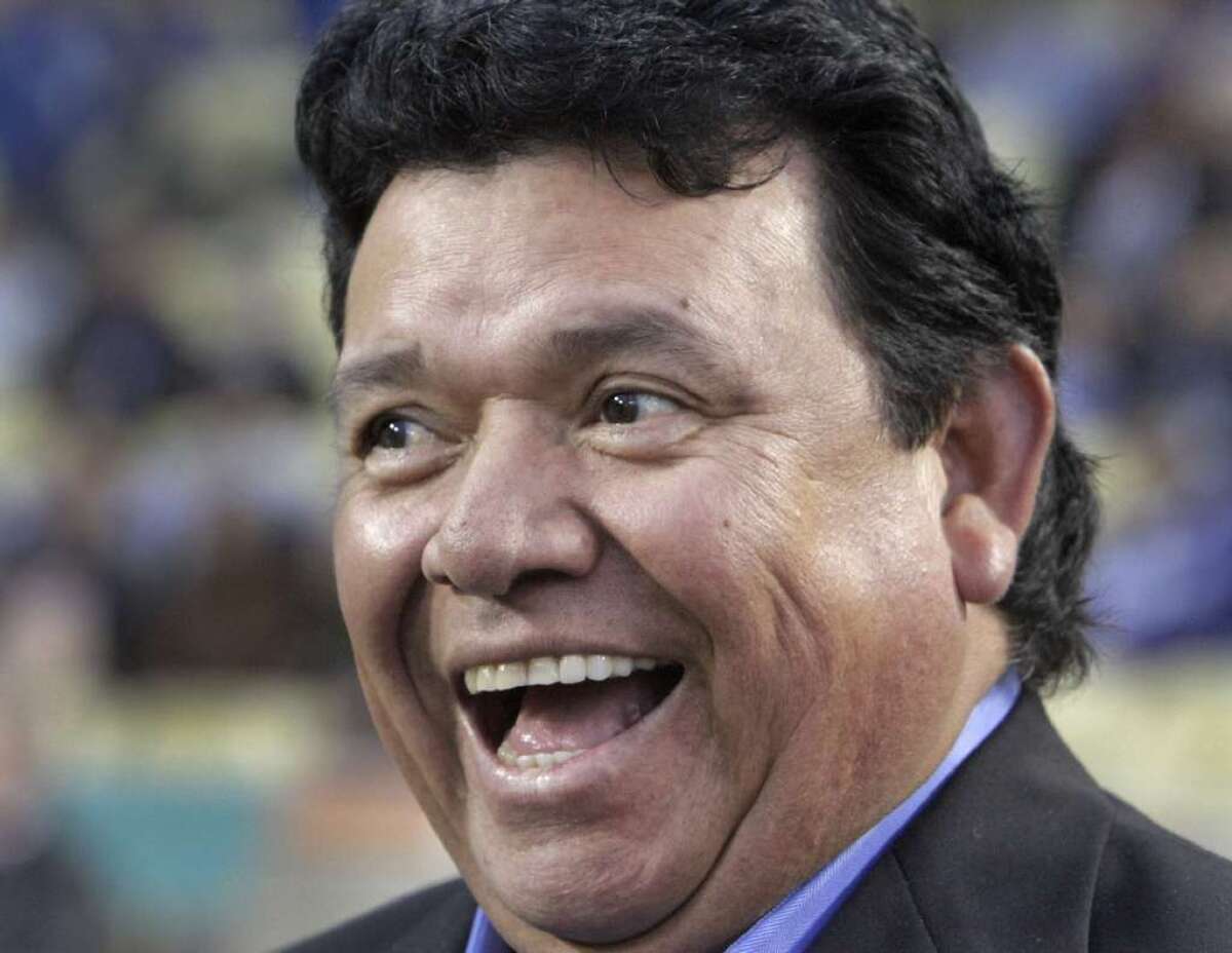 Former Dodger great Fernando Valenzuela will be inducted in the Caribbean Baseball Hall of Fame.