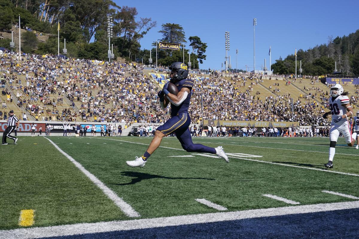 STAT WATCH: Shedeur Sanders' passing numbers best for FBS first