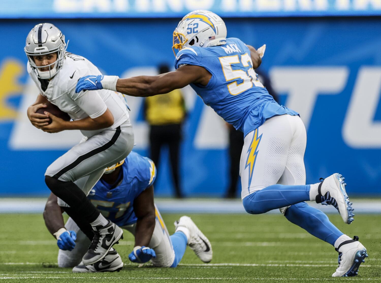 Chargers' 24-17 home victory over the Raiders by the numbers