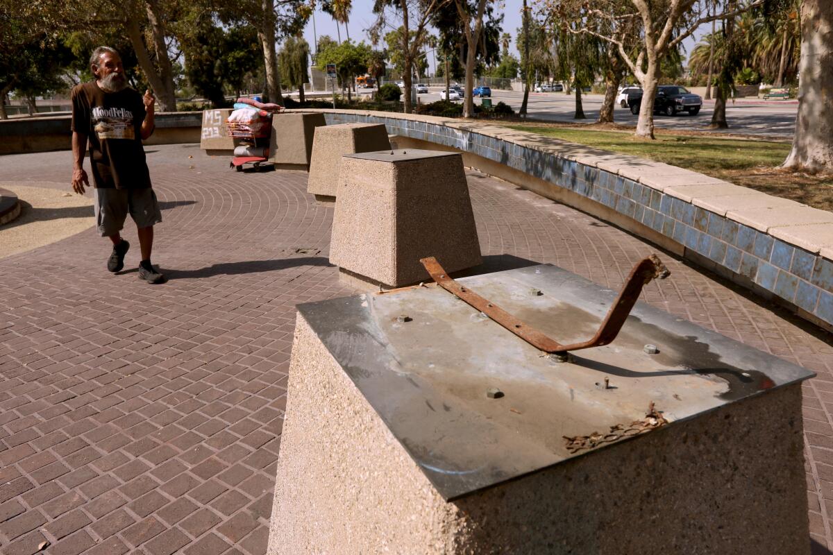 Empty pedestals sit where copper busts of Mexican heroes once rested before being stolen by thieves in El Parque de Mexico.