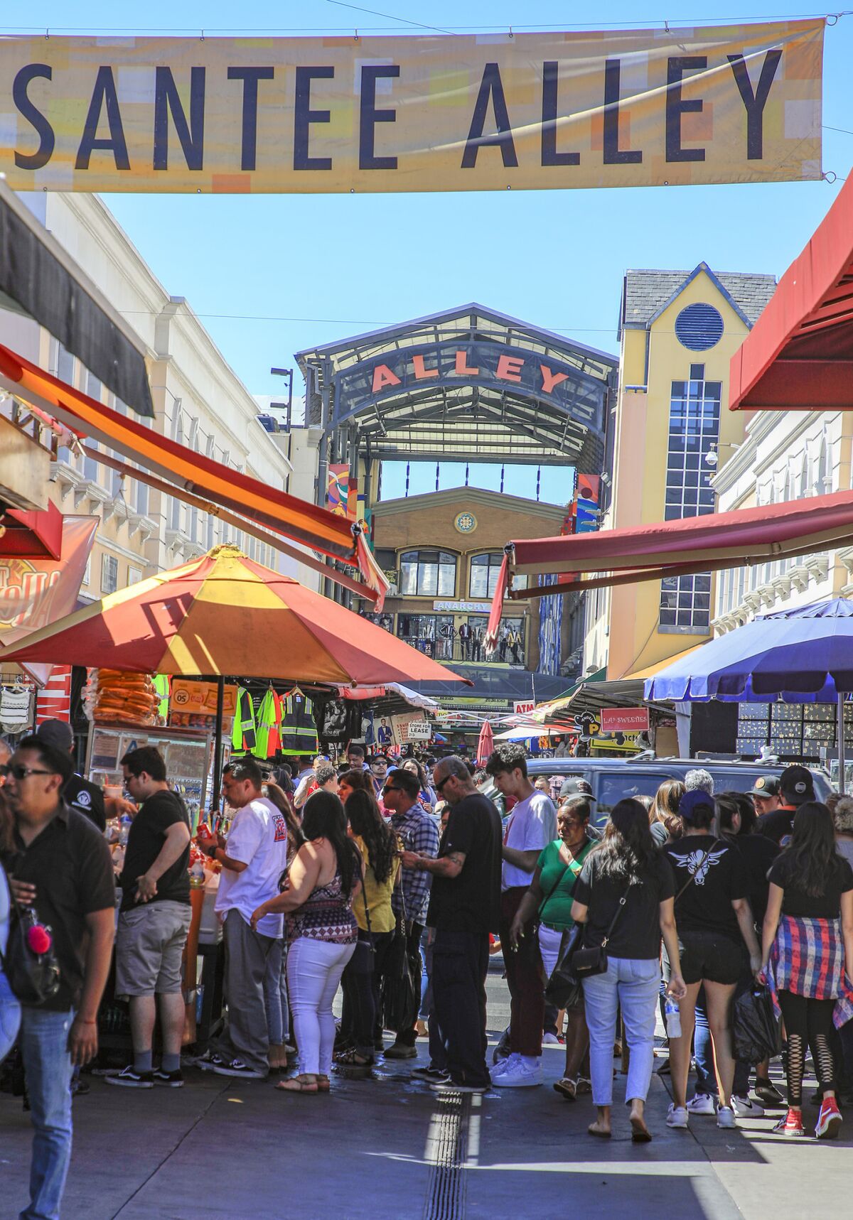 A stroll through the colorful and chaotic Santee Alley shopping district is a must. You'll find over 150 stores selling clothing, shoes, sunglasses, wigs, prom dresses and more.