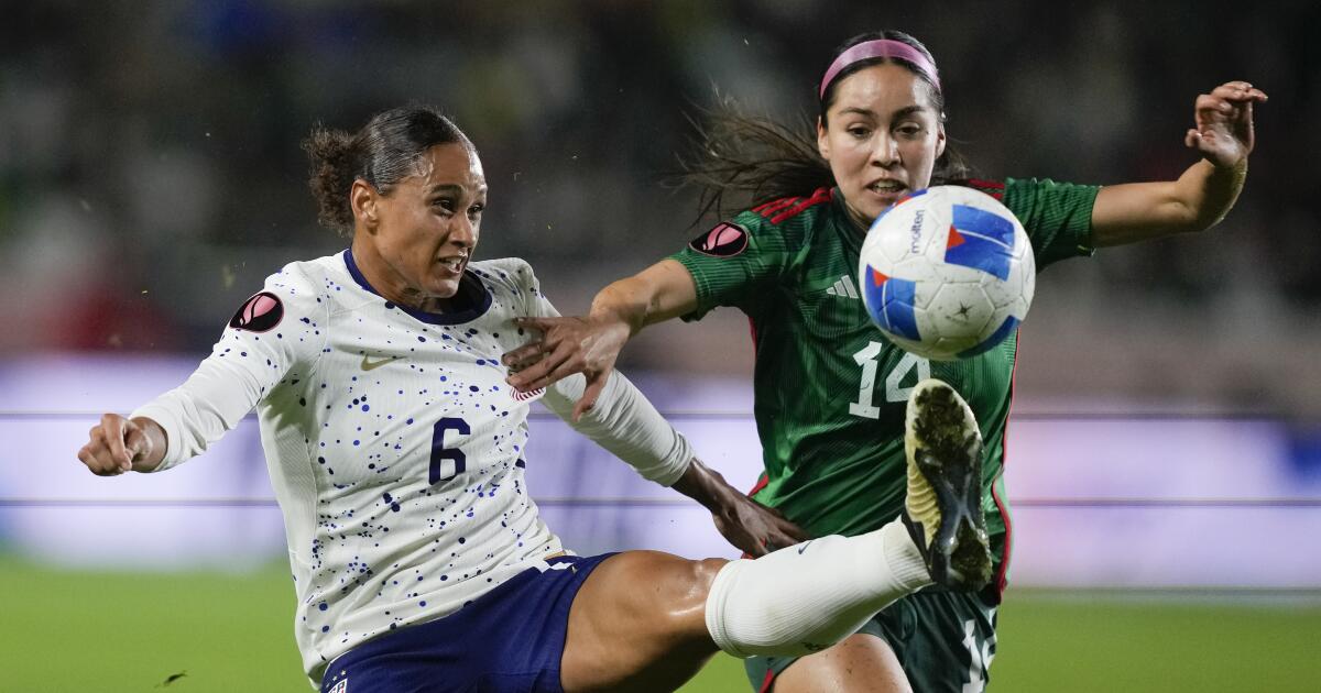 ABD kadın futbolu Altın Kupa şokunda Meksika’ya 2-0 yenildi