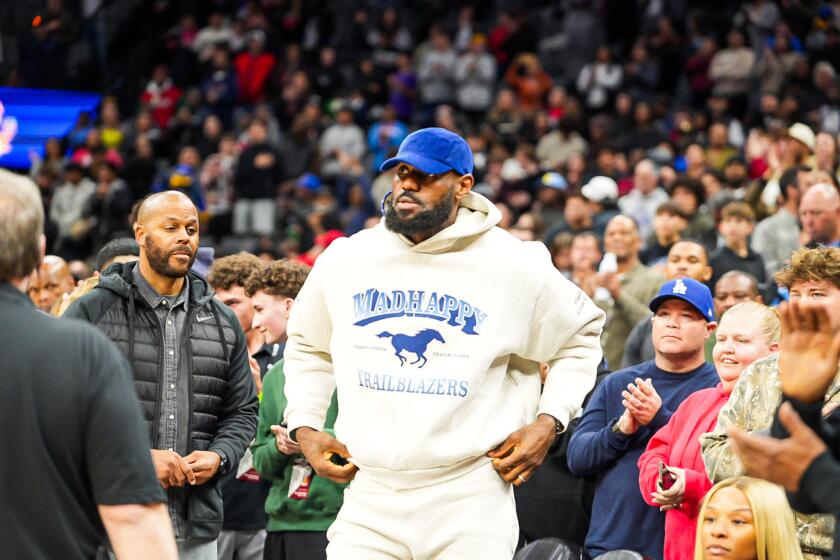 LeBron James comes to Golden 1 Center to support son Bryce, who started for Sierra Canyon in Division I state final.