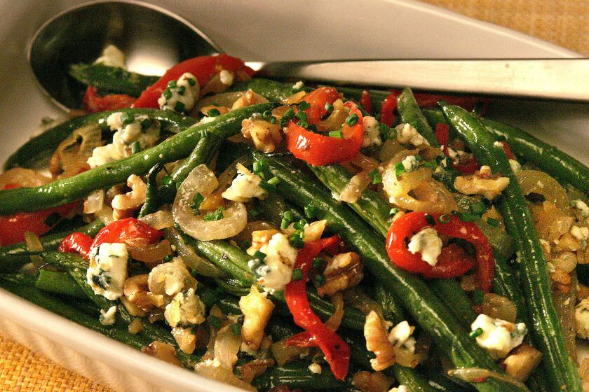Recipe: Roasted green beans with blue cheese