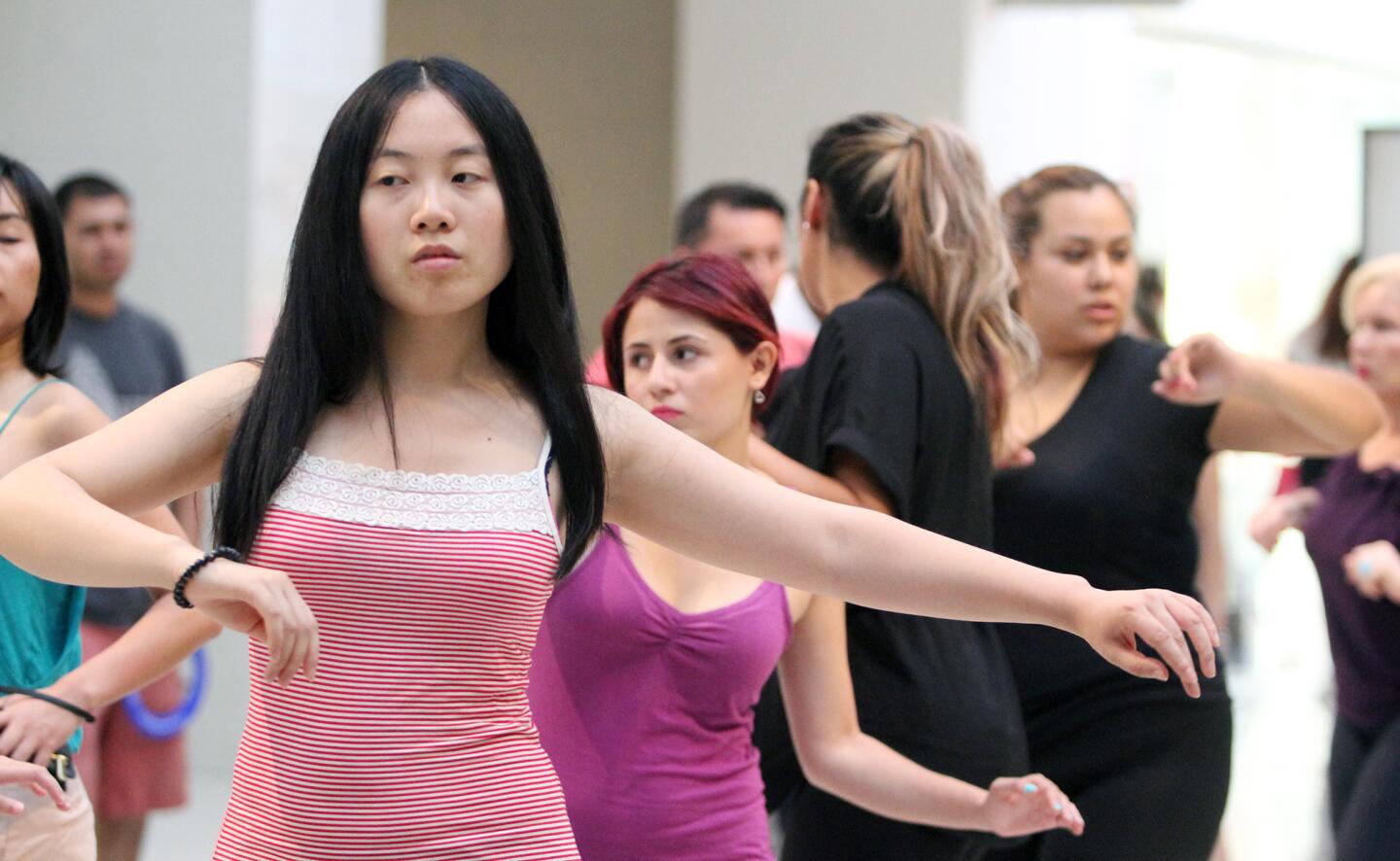 Photo Gallery: Latin dance class at the Galleria
