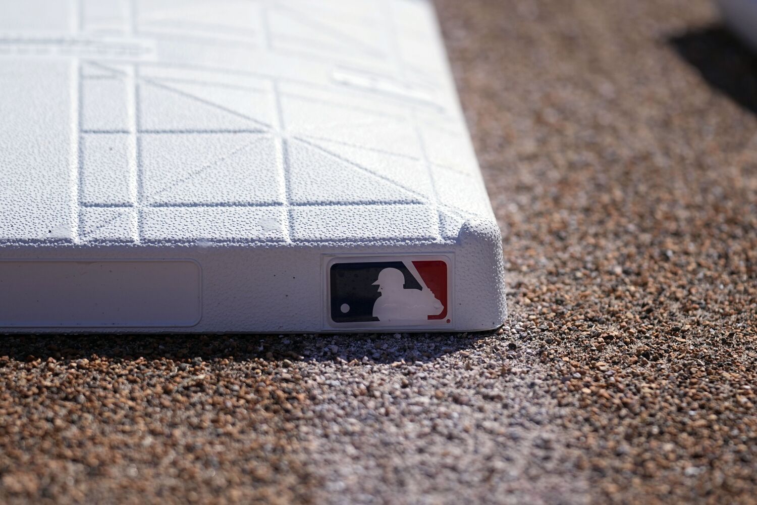 'Field like Ozzie. Run Like Rickey:' Watch MLB ads to promote new rules