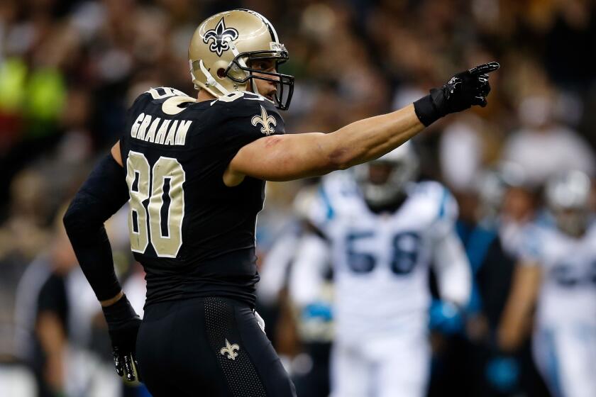 Tight end Jimmy Graham has agreed to a new contract with the New Orleans Saints.