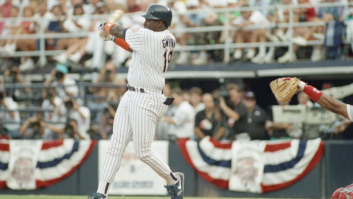 Tony Gwynn is introduced in front of home crowd at the 1992 All