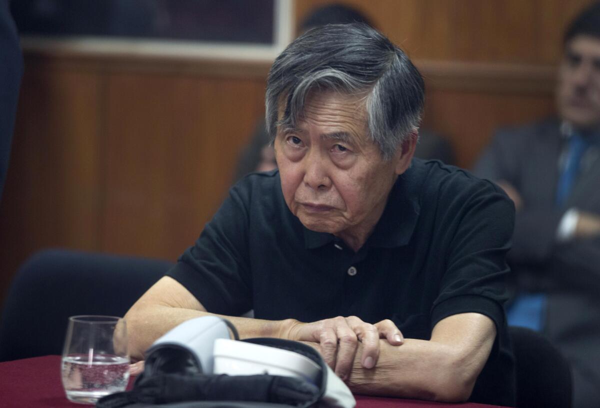 ARCHIVO - el expresidente encarcelado Alberto Fujimori 