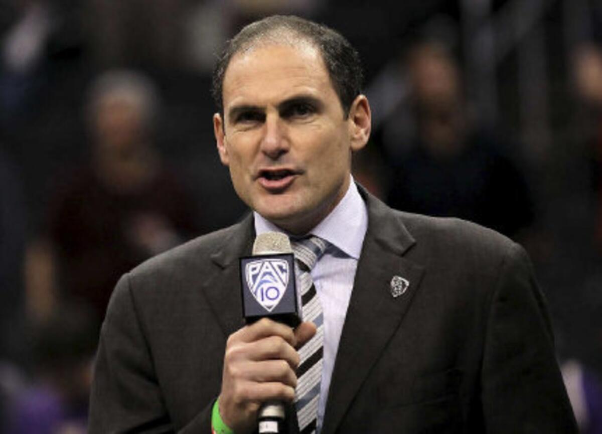 Pac-12 Commissioner Larry Scott has received a contract extension through the 2017-18 school year.