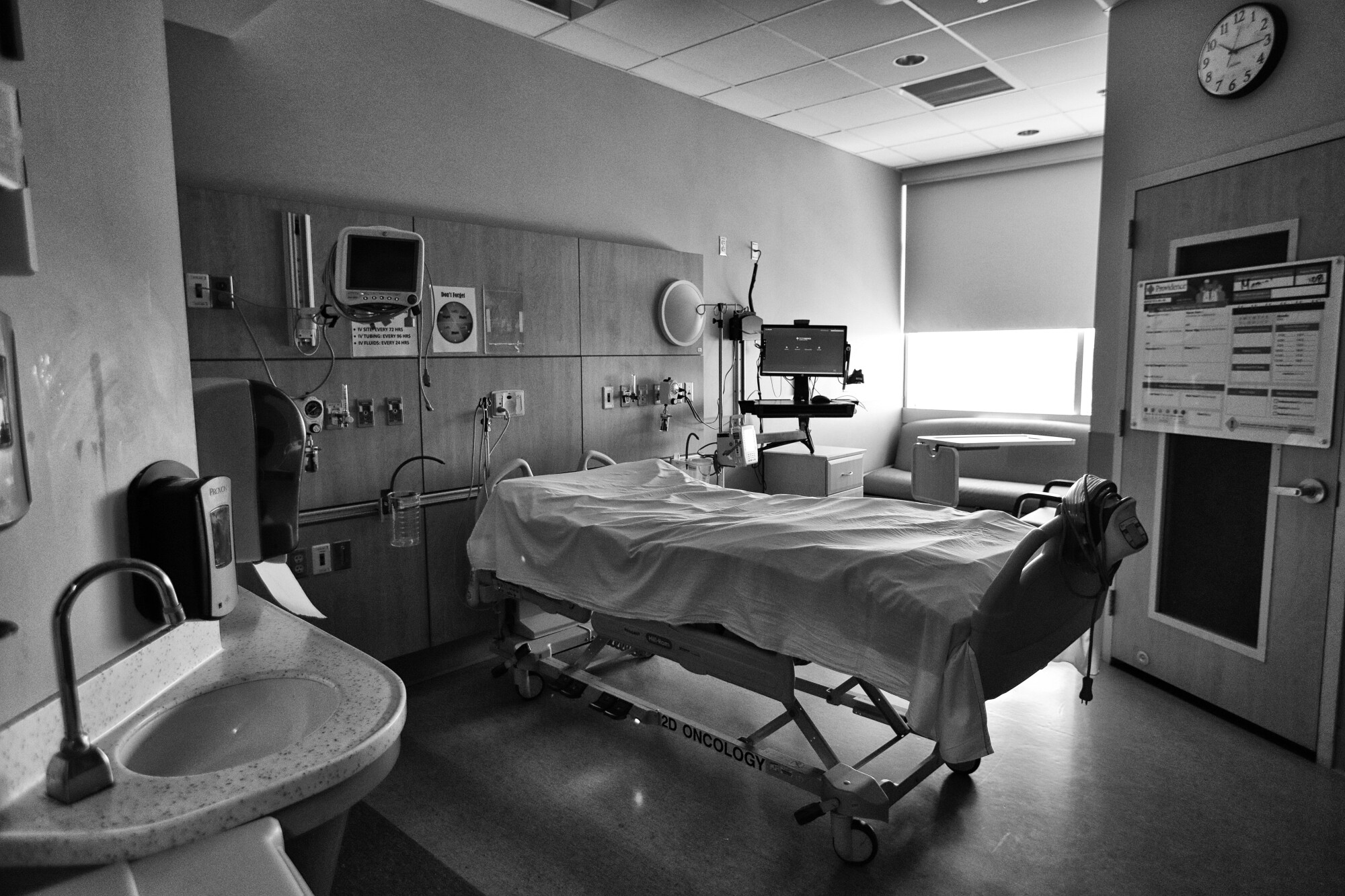 An empty hospital bed