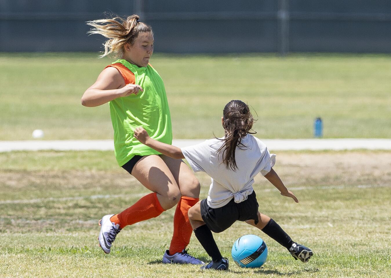 Photo Gallery: A girls' Bronze Division quarterfinal match at the Daily Pilot Cup