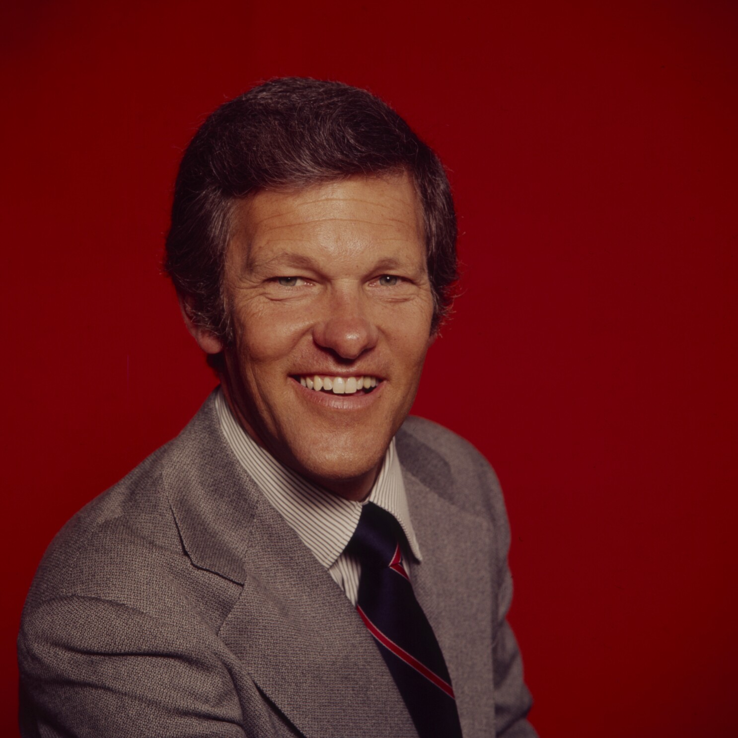 Tom Kennedy Name That Tune Game Show Host Dead At 93 Los Angeles Times Tom Kennedy Name That Tune Game Show Host Dead At 93 Los Angeles Times