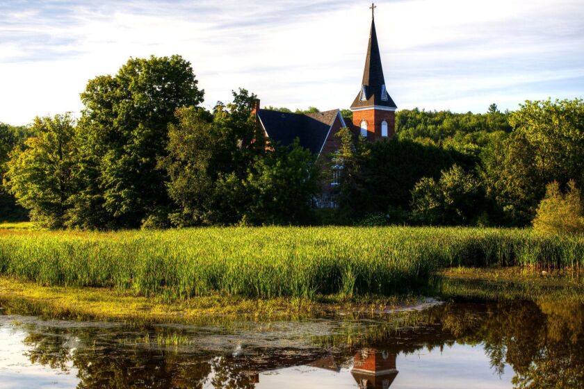 United Church Reflected In Mill Pond; Knowlton, Quebec, Canada. ** OUTS - ELSENT, FPG, CM - OUTS * NM, PH, VA if sourced by CT, LA or MoD **