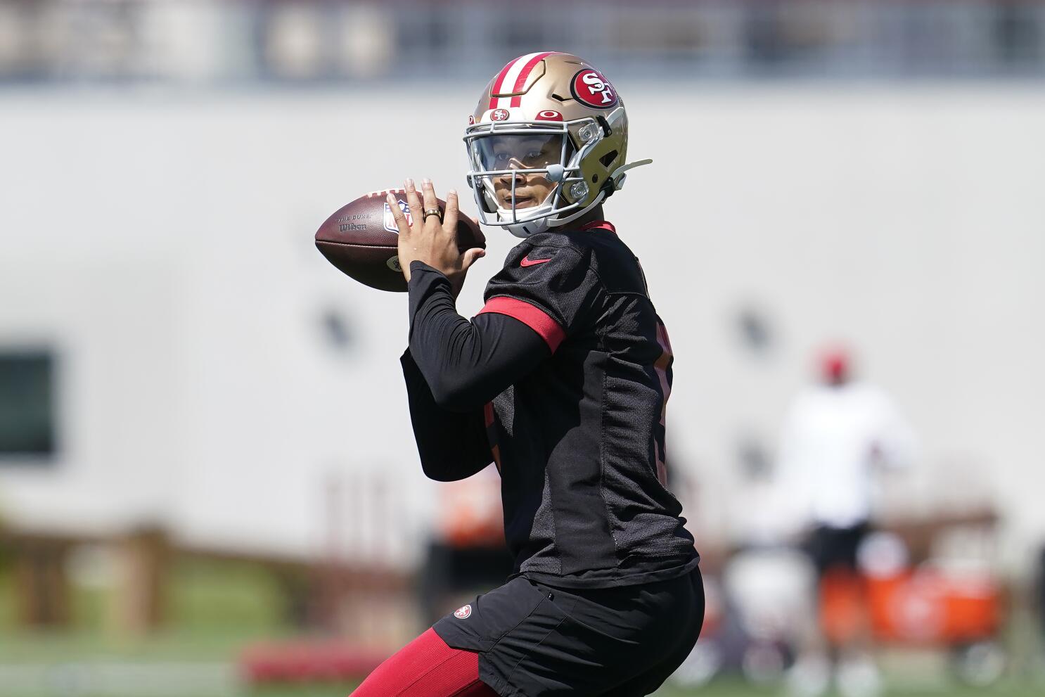 Trey Lance impresses 49ers in first minicamp as starter - The San Diego  Union-Tribune