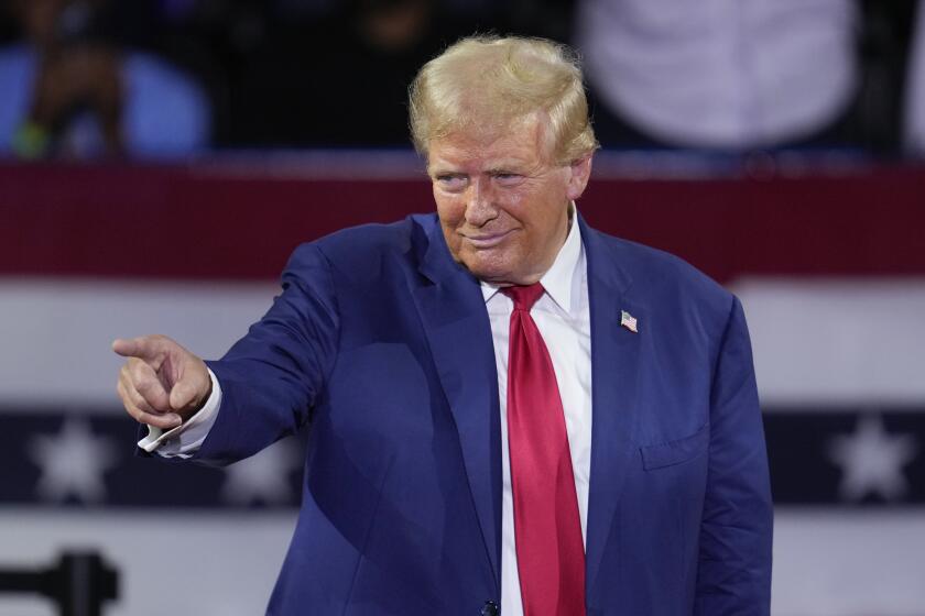 El candidato republicano a la presidencia, el expresidente Donald Trump, durante un evento en Flint, Michigan, el martes 17 de septiembre de 2024. (AP Foto/Paul Sancya)