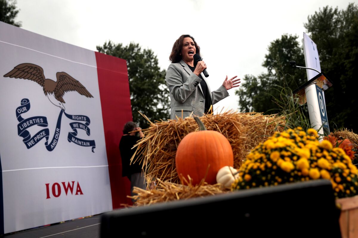 Kamala Harris campaigns in Des Moines