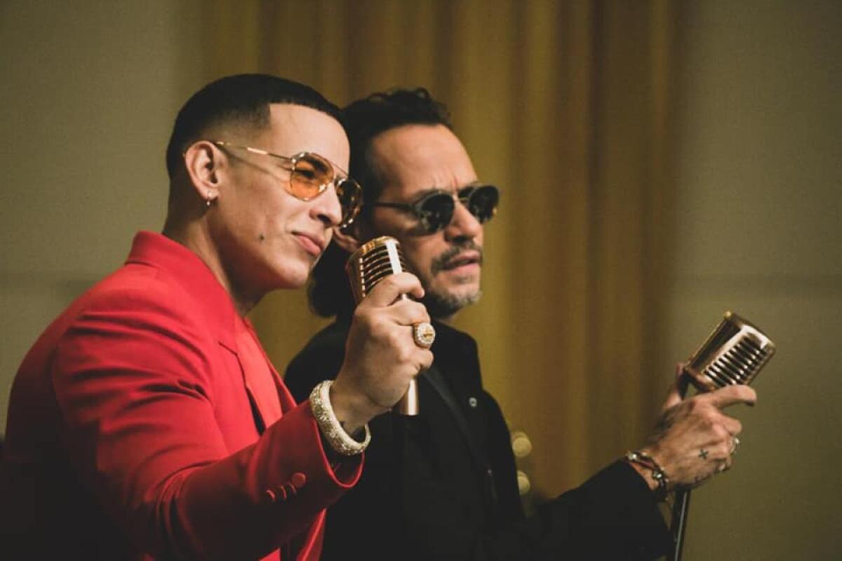 Daddy Yankee y Marc Anthony en una imagen promocional.