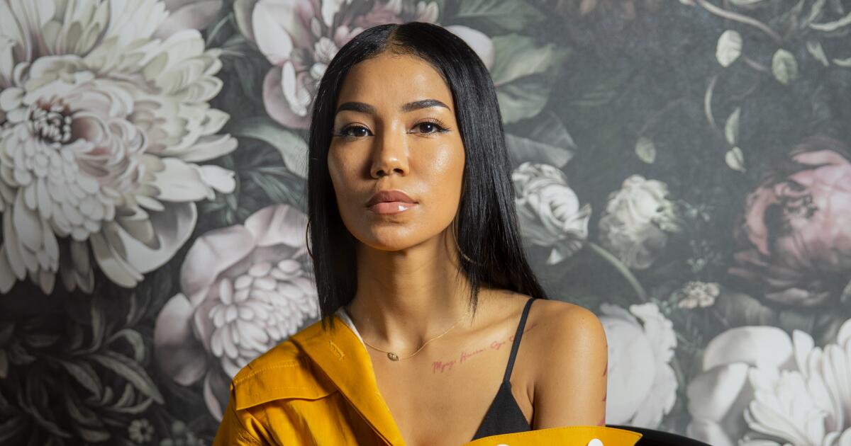 Jhené Aiko wants to heal you with singing bowls and R&B - Los Angeles Times