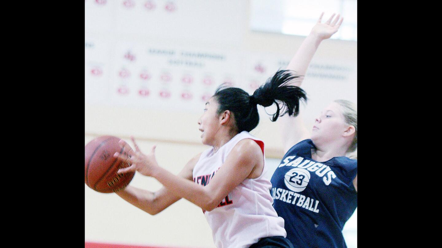 Photo Gallery: Glendale summer girls' basketball vs. Saugus