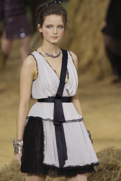 Chanel Spring / Summer 2010