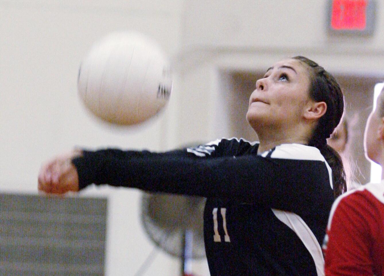Photo Gallery: Burroughs v. Pasadena Pacific League girls volleyball