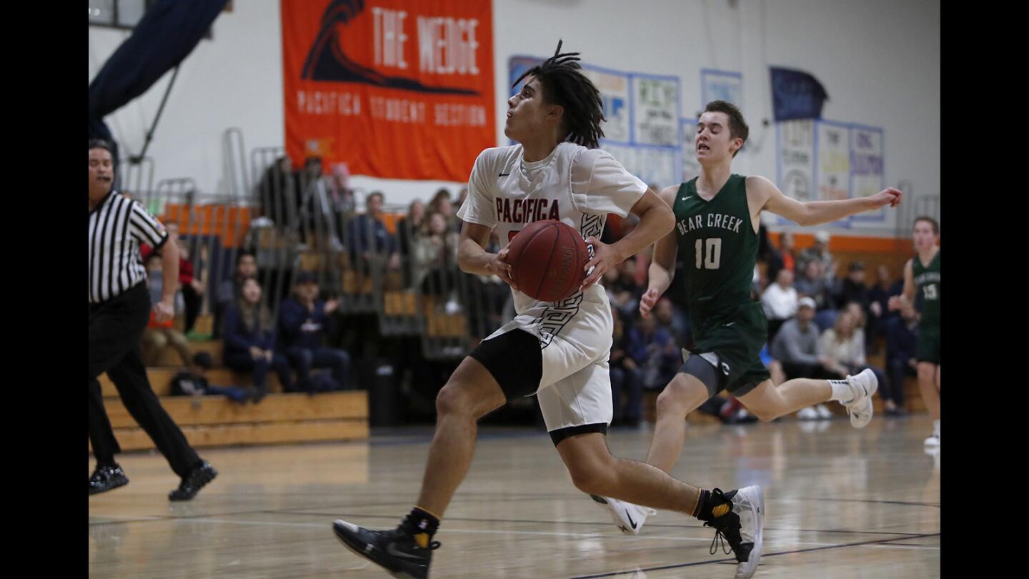 Photo Gallery: Pacifica Christian Orange County vs. Redmond (Wash.) Bear Creek in boys’ basketball